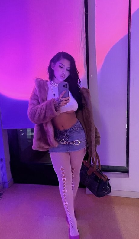 Nahá fotka uniklých OnlyFans od Alana Marie