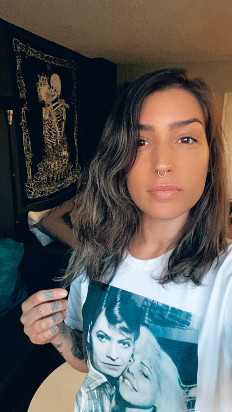 Alasti lekkinud OnlyFans-i pilt Cjbish