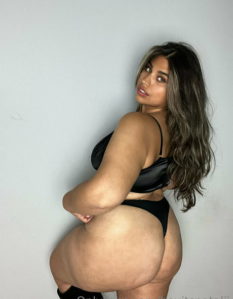 Naken läckt OnlyFans-bild av Heyitsnatalii