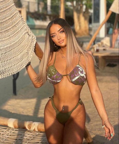 Nahá fotka uniklých OnlyFans od Linoy Levi