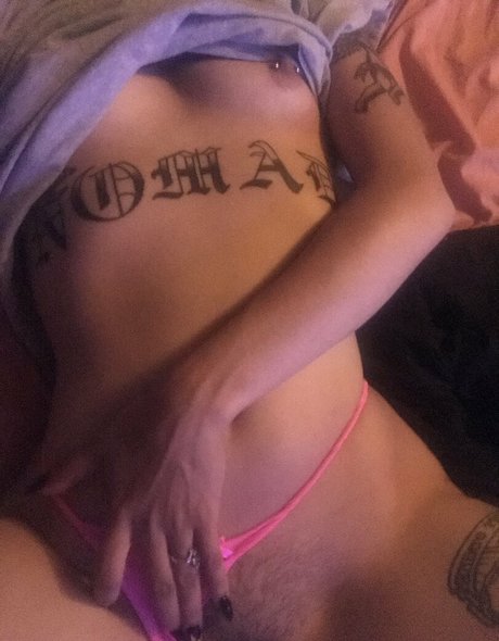 Nahá fotka uniklých OnlyFans od Francisinchains