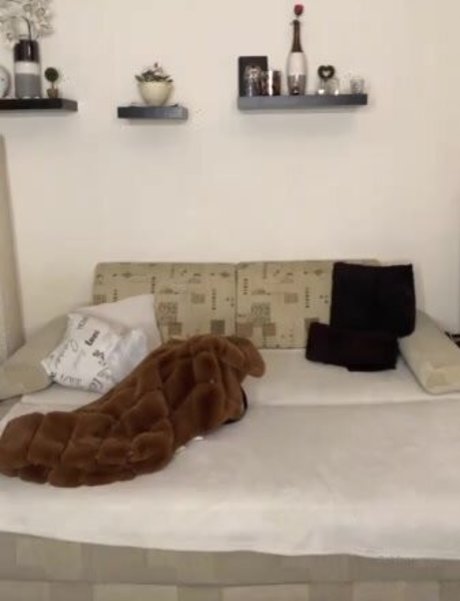 Alasti lekkinud OnlyFans-i pilt Hunterv90