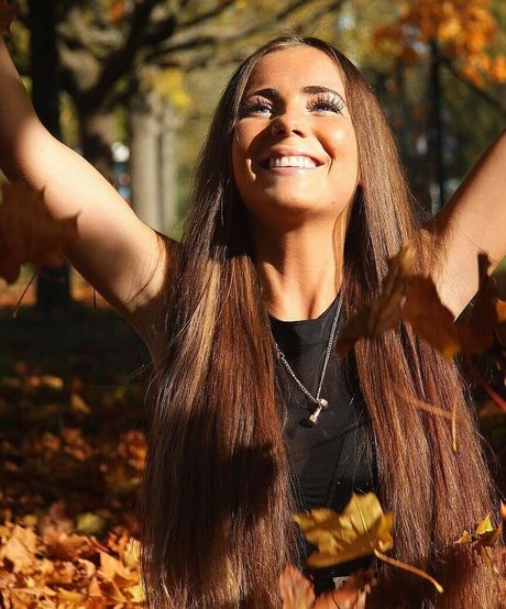 Naakte gelekte OnlyFans-foto van Meike Tosi