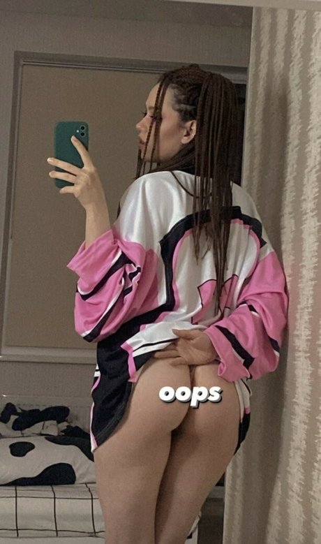 Nacktes geleaktes OnlyFans-Foto von Thelonelyraccoon