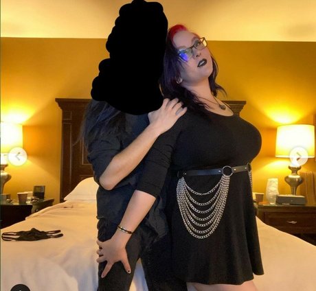 OnlyFans-model Lyraenium