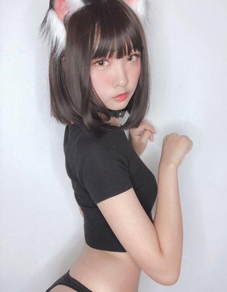 Naken läckt OnlyFans-bild av Kiyomi