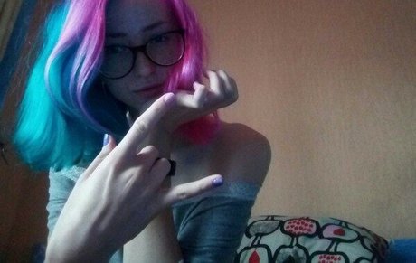 Обнаженная фотография утечки OnlyFans от Rocken Rollia