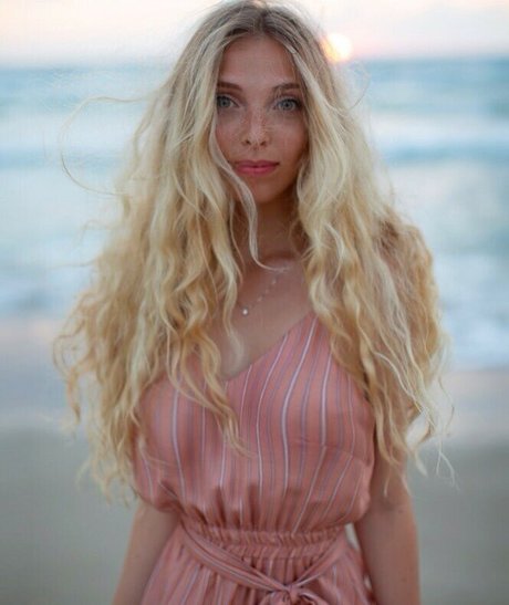 Tiny Miny Mo naked leaks OnlyFans pic