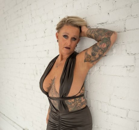 Nahá fotka uniklých OnlyFans od Tricia Anne