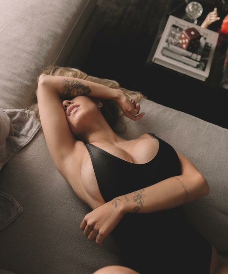 Jessyka Mourao OnlyFansリークヌード写真