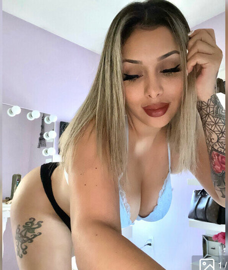 Hellomissbianca OnlyFans泄露裸照