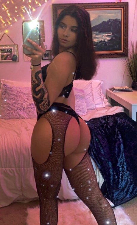 Nahá fotka uniklých OnlyFans od Xoxosquirt