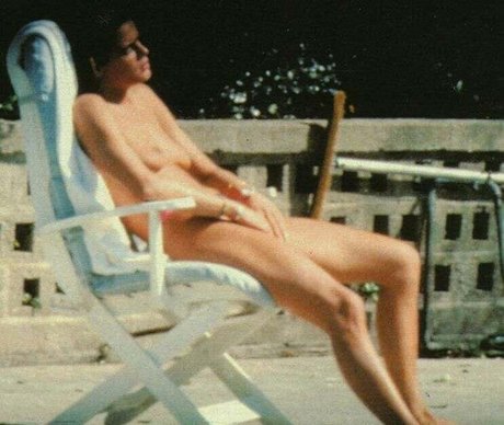 Nahá fotka uniklých OnlyFans od Royals