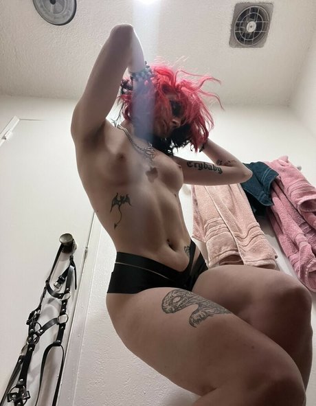 Foto di nudo di fuga di OnlyFans di Misfitsdeath