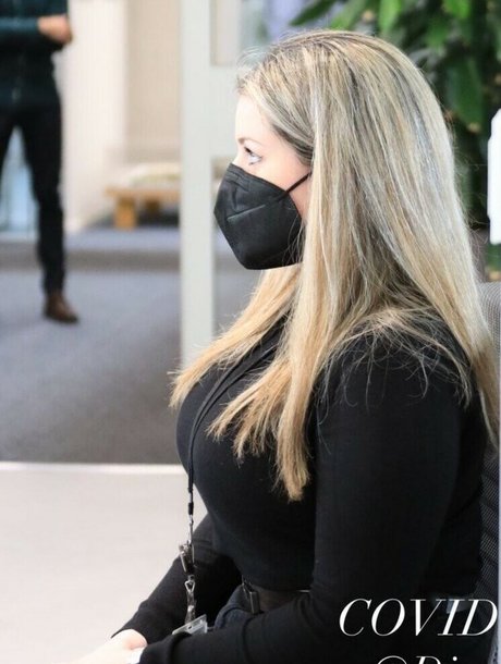 OnlyFans-model Theodwra Drinia