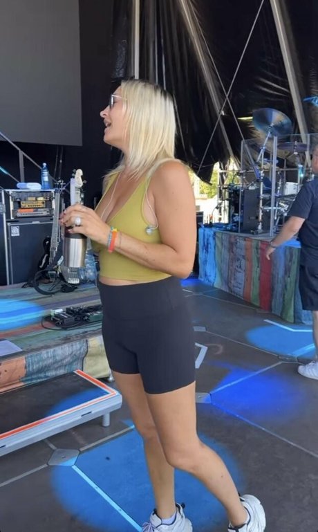 Nacktes geleaktes OnlyFans-Foto von Sarah Connor