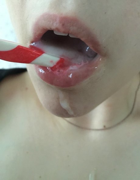 Naken läckt OnlyFans-bild av Daddys Littles Peppermind