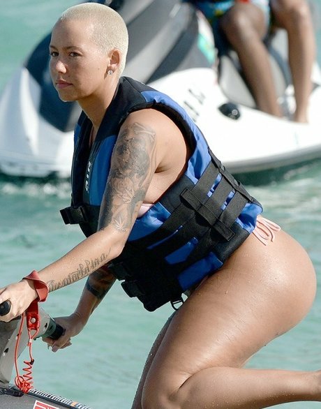 Amber Levonchuck naked leaks OnlyFans pic