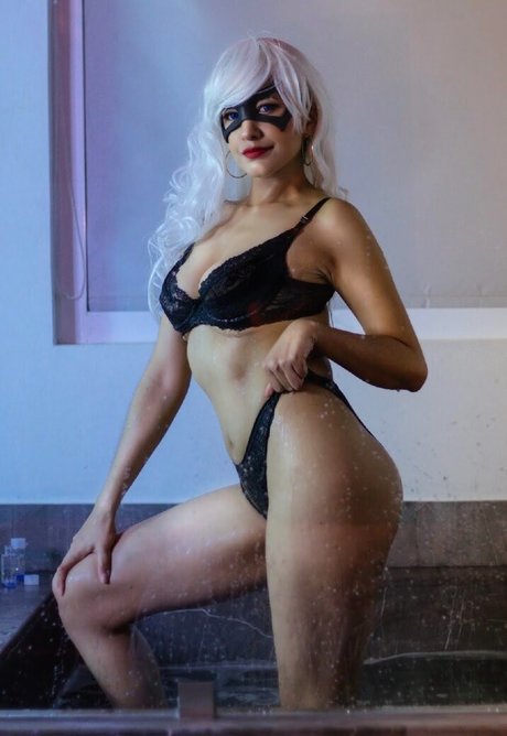 Обнаженная фотография утечки OnlyFans от Yaku Cosplay