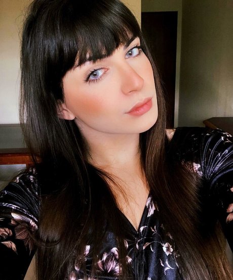 Foto di nudo di fuga di OnlyFans di Angela Moraes