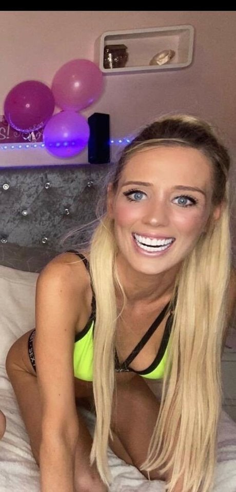 Kirstybrightmore OnlyFansリークヌード写真