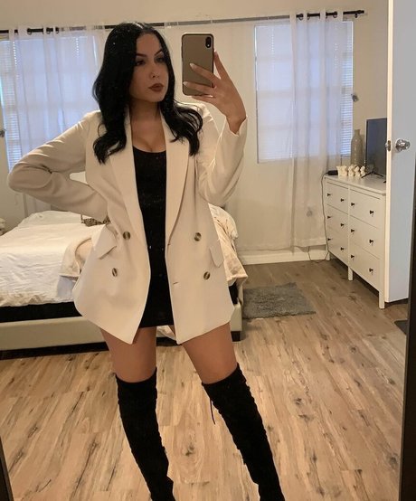 Naken lekkede OnlyFans-bilde av Alejandramariaxo