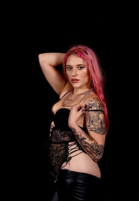 Nirvana naked leaks OnlyFans pic