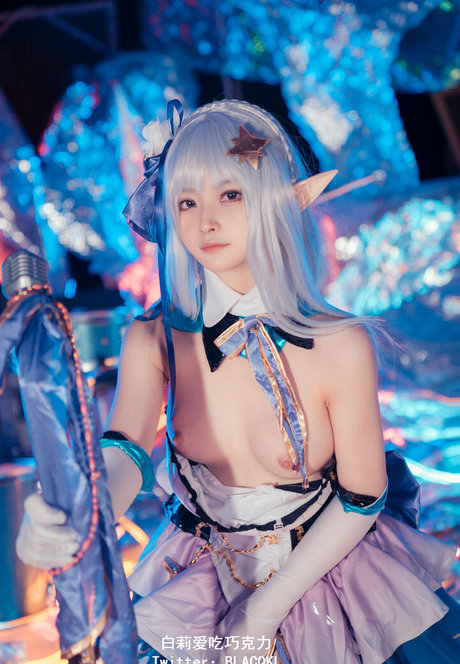 Naakte gelekte OnlyFans-foto van Shirariri