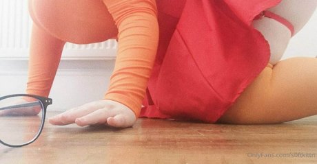 Alasti lekkinud OnlyFans-i pilt Softkttn