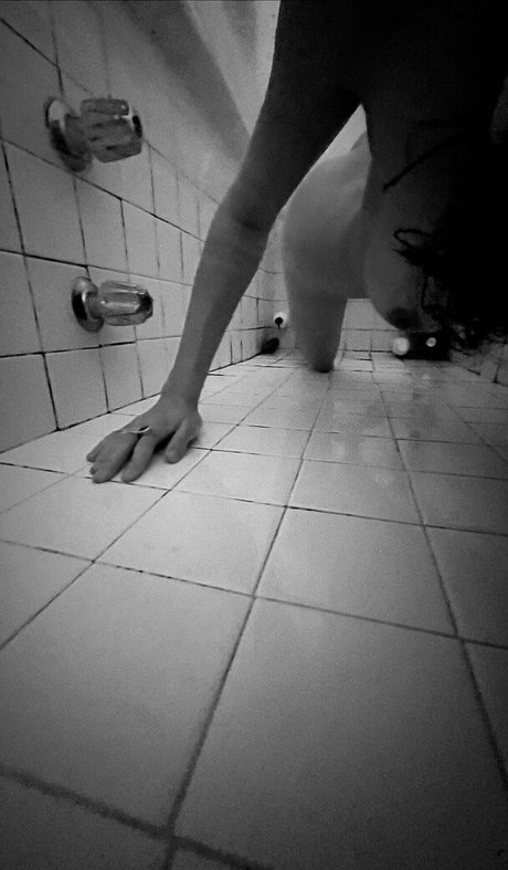 Nahá fotka uniklých OnlyFans od Vivienneonline