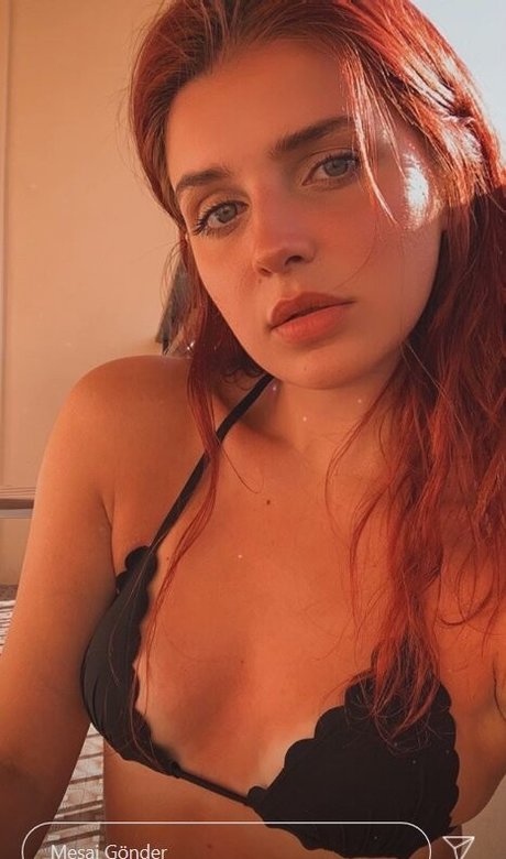 Nacktes geleaktes OnlyFans-Foto von Didembsener