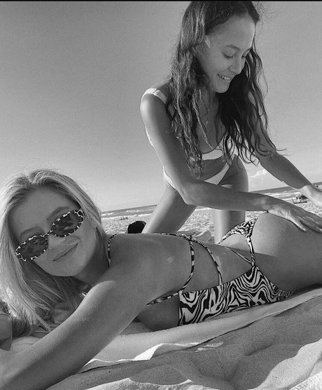 Naken lekkede OnlyFans-bilde av Mia Healey