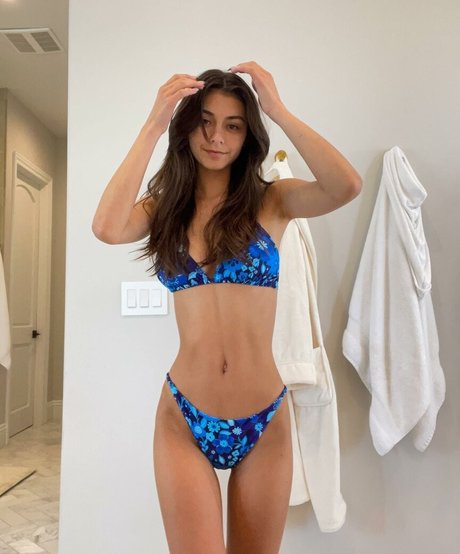 Nahá fotka uniklých OnlyFans od Mia Hayward