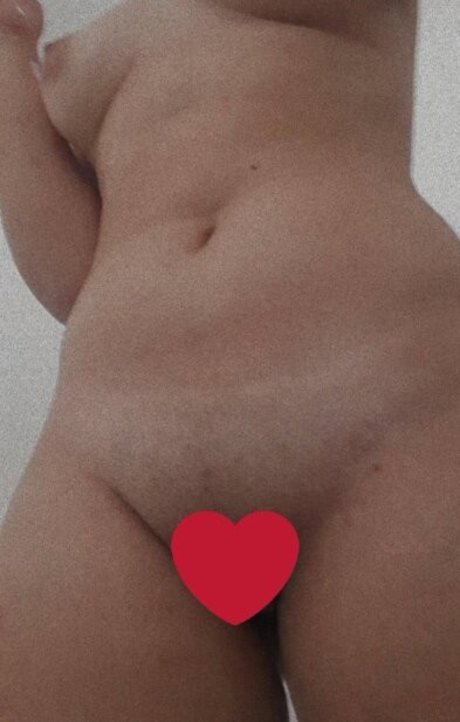 Alasti lekkinud OnlyFans-i pilt Maryxjay