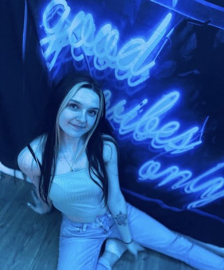 Naken lekkede OnlyFans-bilde av Jasminejade