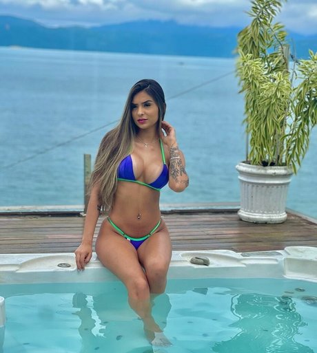 Alasti lekkinud OnlyFans-i pilt Amanda Romano