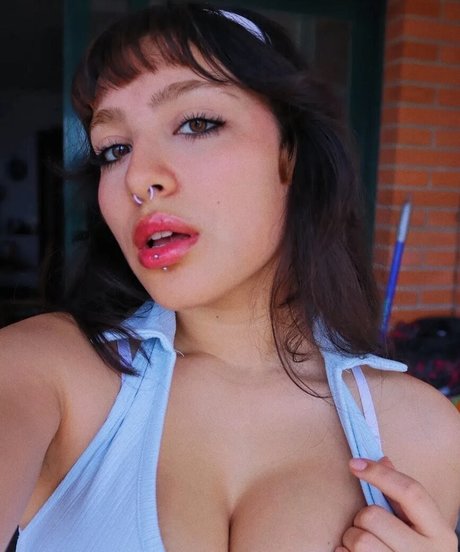 Foto desnuda filtrada de OnlyFans de Bbybluh