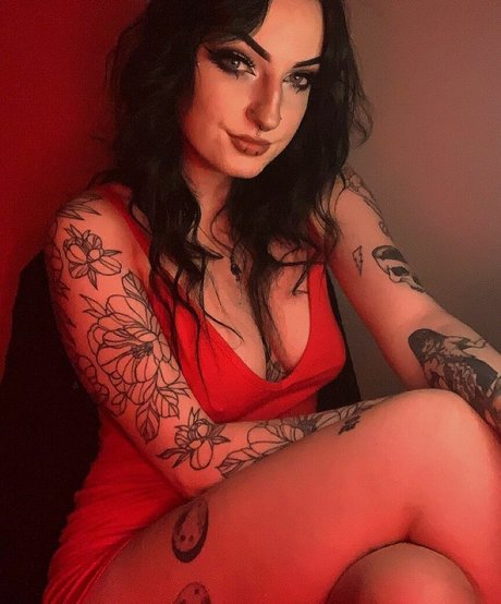 Nacktes geleaktes OnlyFans-Foto von Dropdeadroses