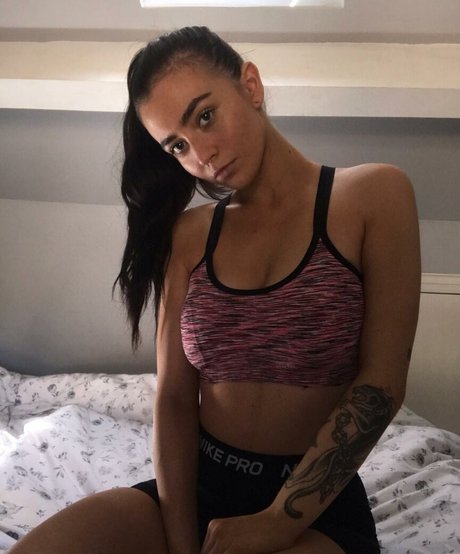 Naakte gelekte OnlyFans-foto van Kourtneyxpaige