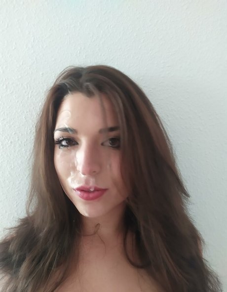 Alasti lekkinud OnlyFans-i pilt Vibes Victory