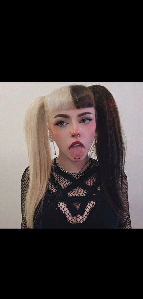 Emma Langevine OnlyFans泄露裸照