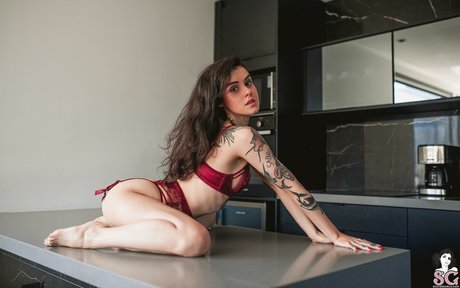 Nacktes geleaktes OnlyFans-Foto von Adriella Stormovski