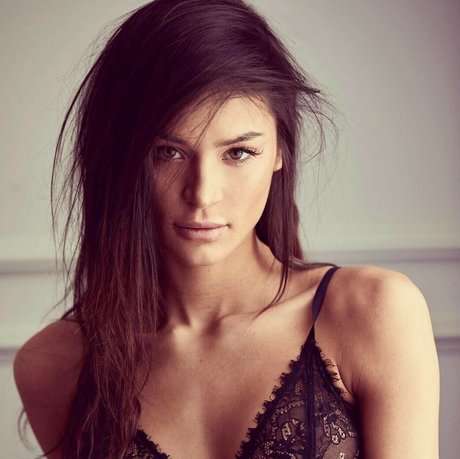 Nahá fotka uniklých OnlyFans od Sandra Dziwiszek