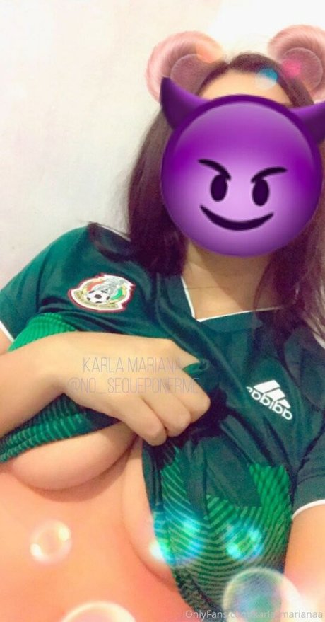 Nahá fotka uniklých OnlyFans od Karla Mariana