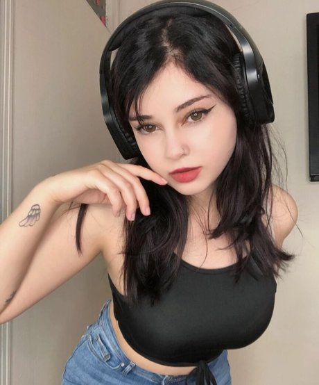 Foto desnuda filtrada de OnlyFans de Bbangeluwu