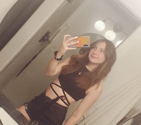 Vicky Kunia OnlyFansリークヌード写真