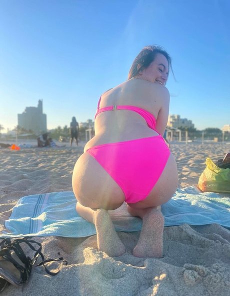 Nacktes geleaktes OnlyFans-Foto von Emmy Lynn