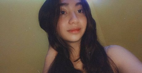 Nacktes geleaktes OnlyFans-Foto von Cassieloveyo