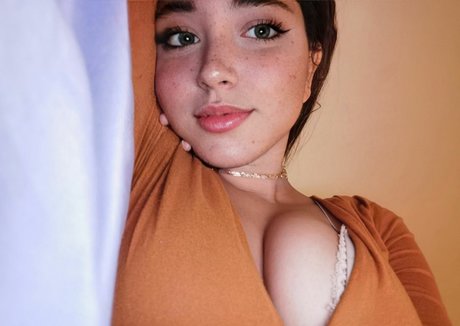 Nahá fotka uniklých OnlyFans od Natashasnyder