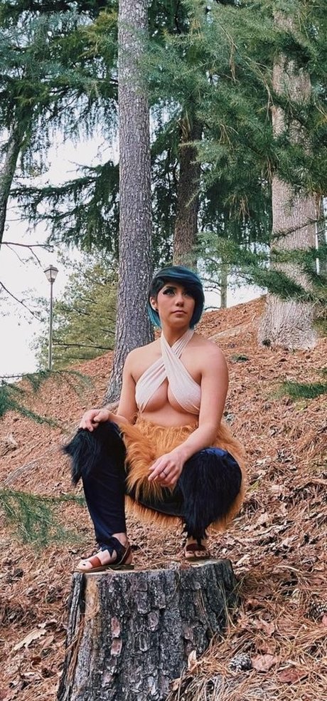 Naakte gelekte OnlyFans-foto van Namiicos